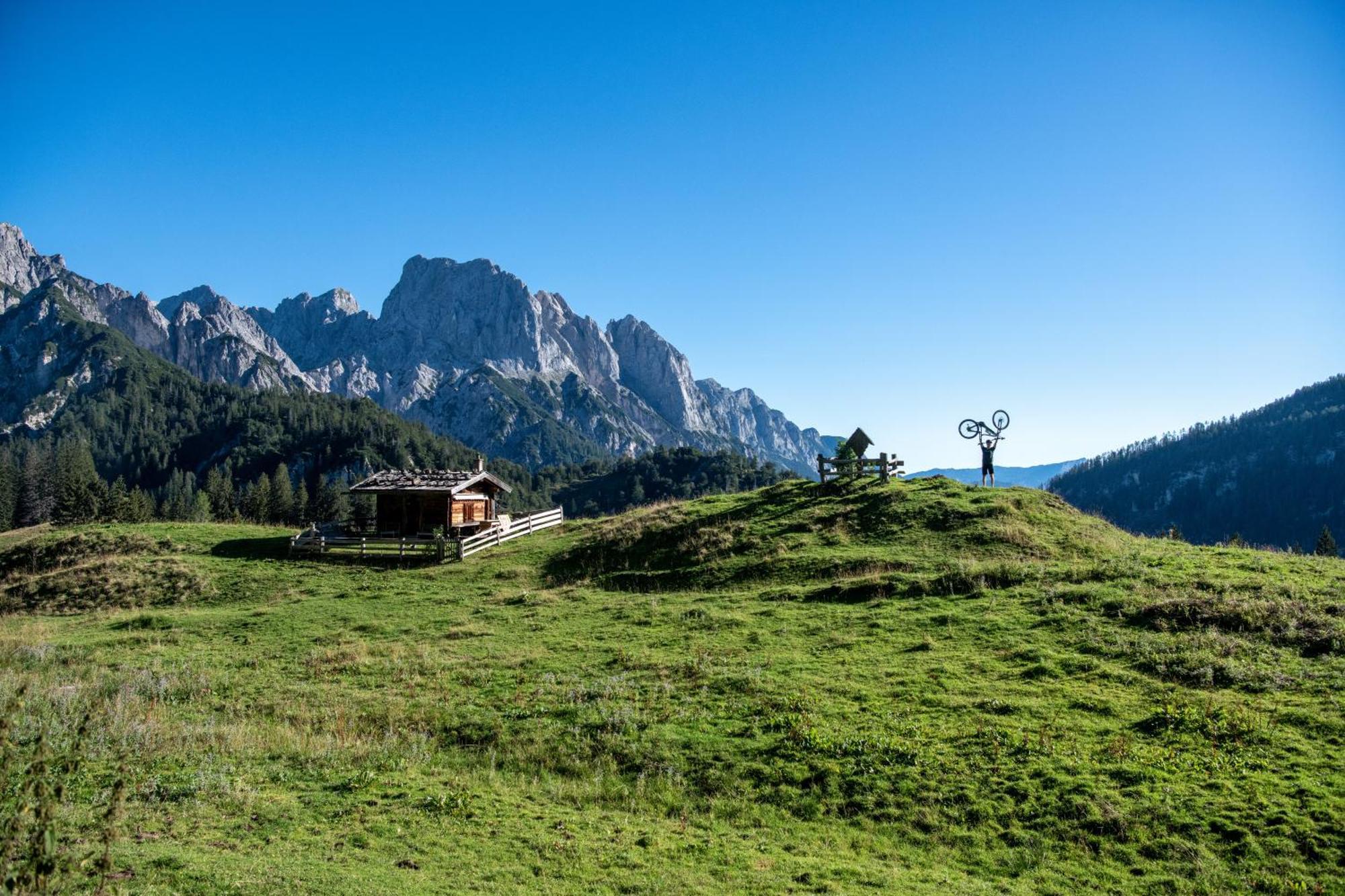 Dorfcafe Unken Hotelpension Swirtshaus Im Dorf Kültér fotó